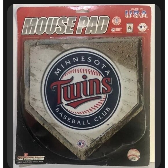 Minnesota TWINS ,MOUSE PAD -NEW MLB Baseball Home Plate Shaped - Picture 1 of 4